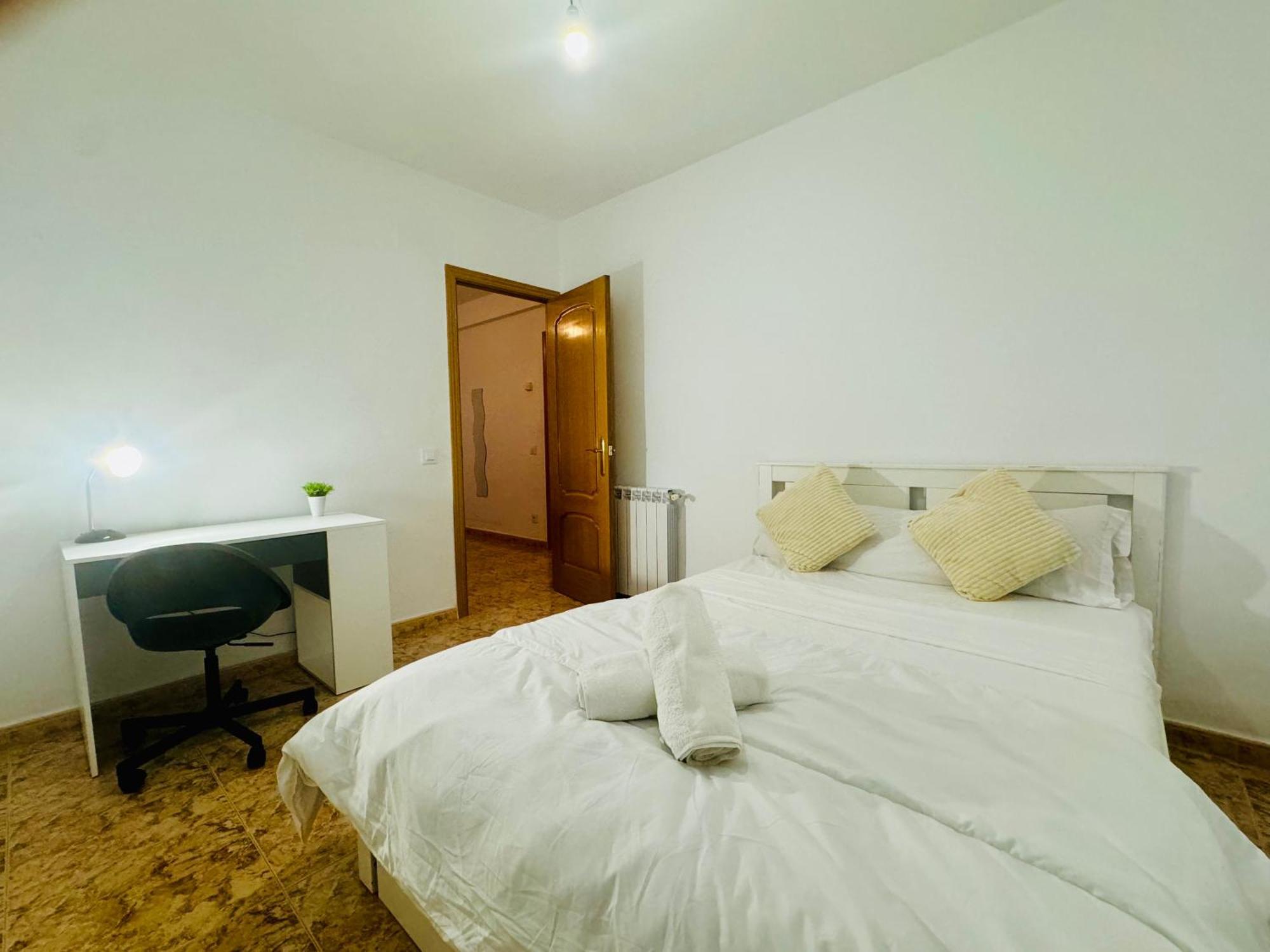 Pisos Baraja Gl Apartment Madrid Bagian luar foto