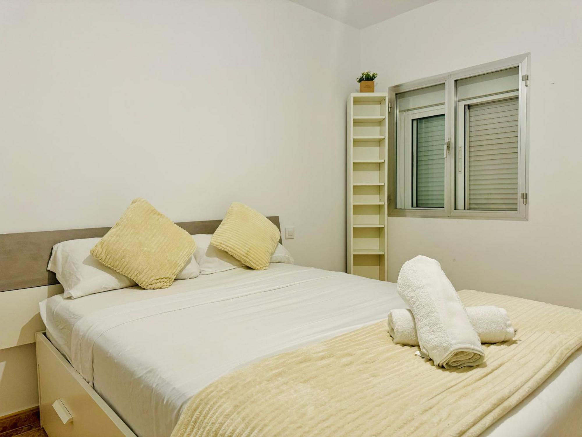 Pisos Baraja Gl Apartment Madrid Bagian luar foto